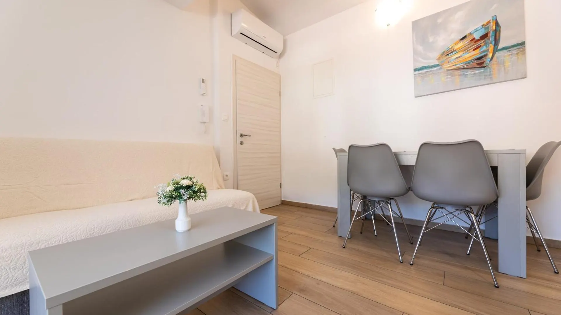 Apartments Crnekovic IX Baška