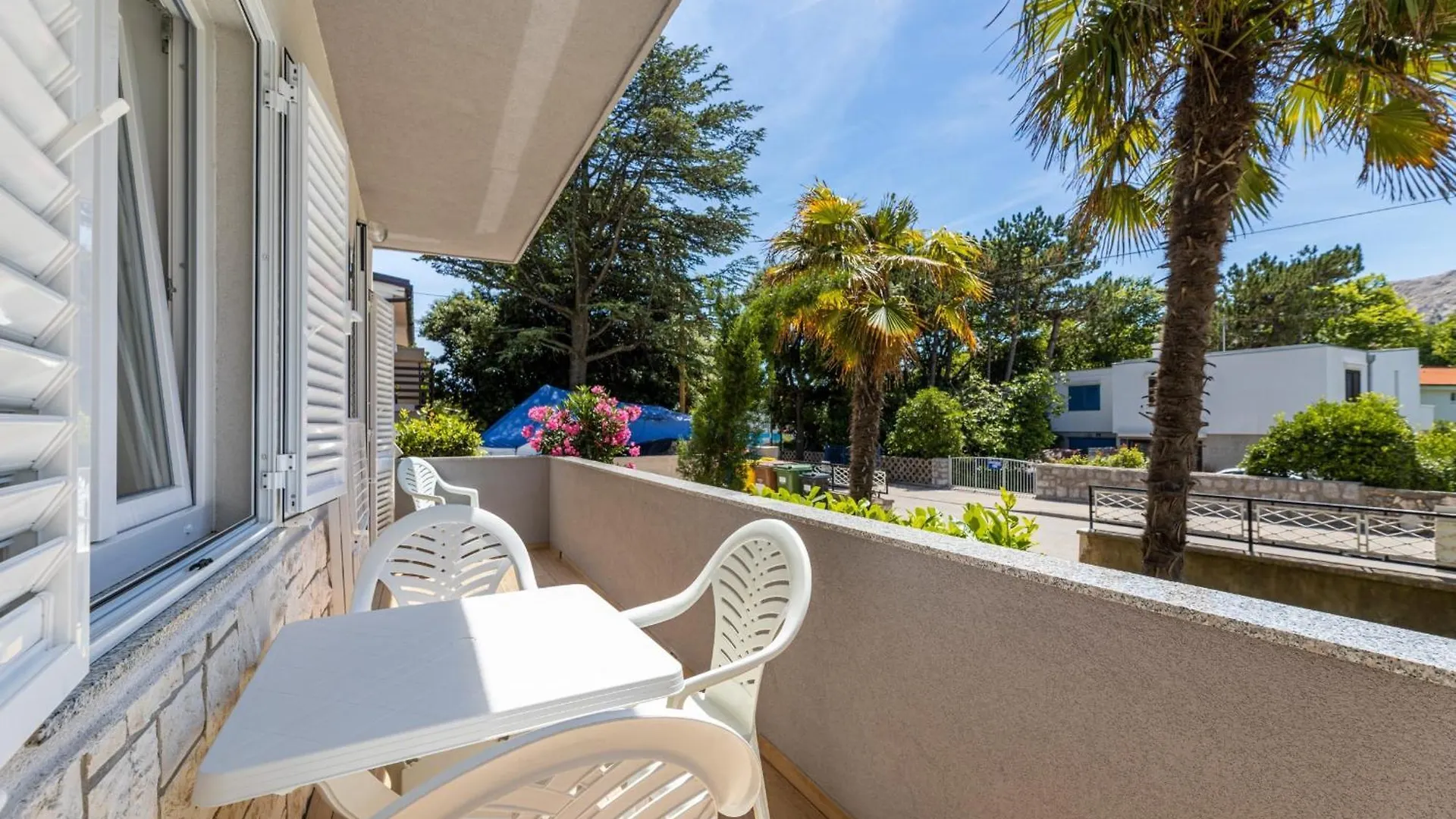 Apartments Crnekovic IX Baška