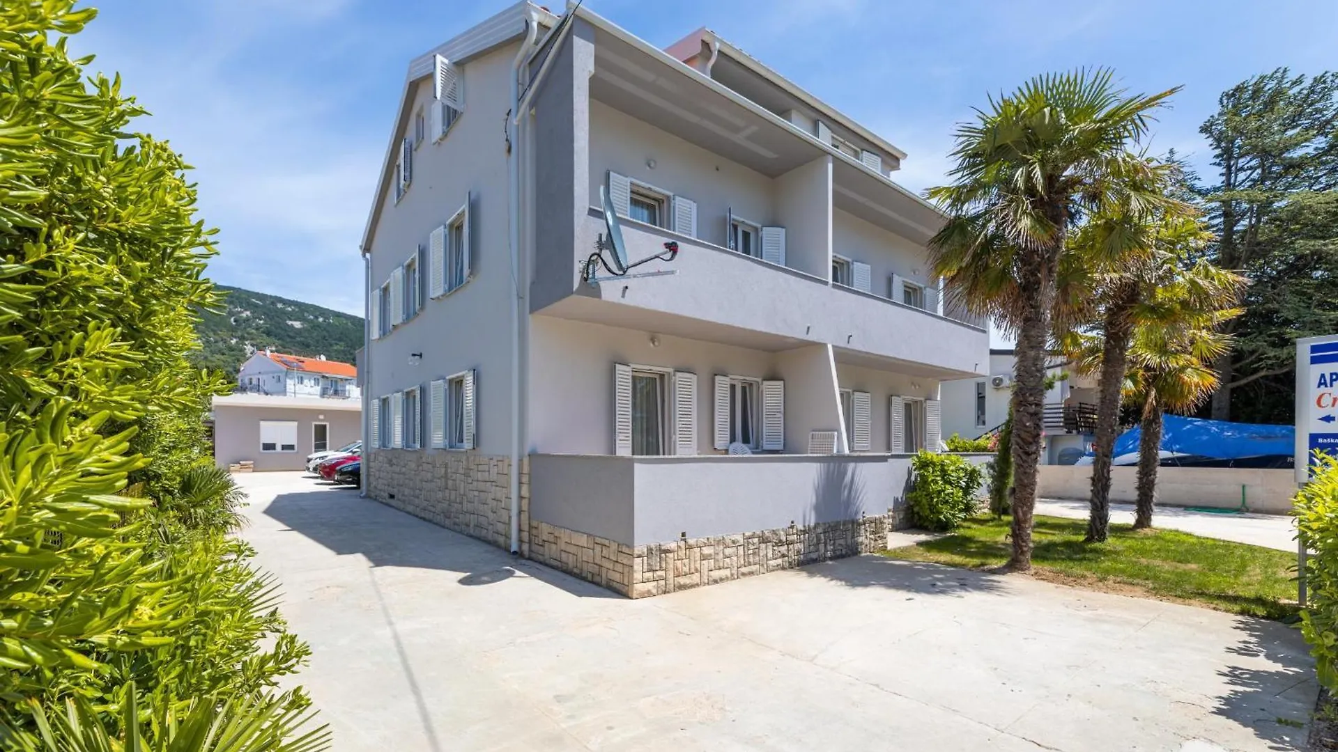 Apartments Crnekovic IX Baška